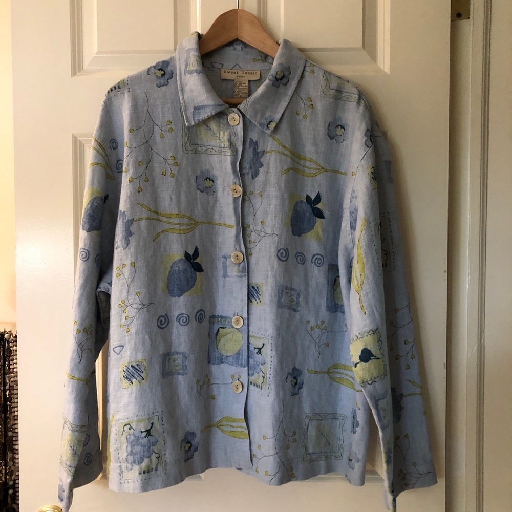 EUC Sweet Jessie 💯% linen jacket